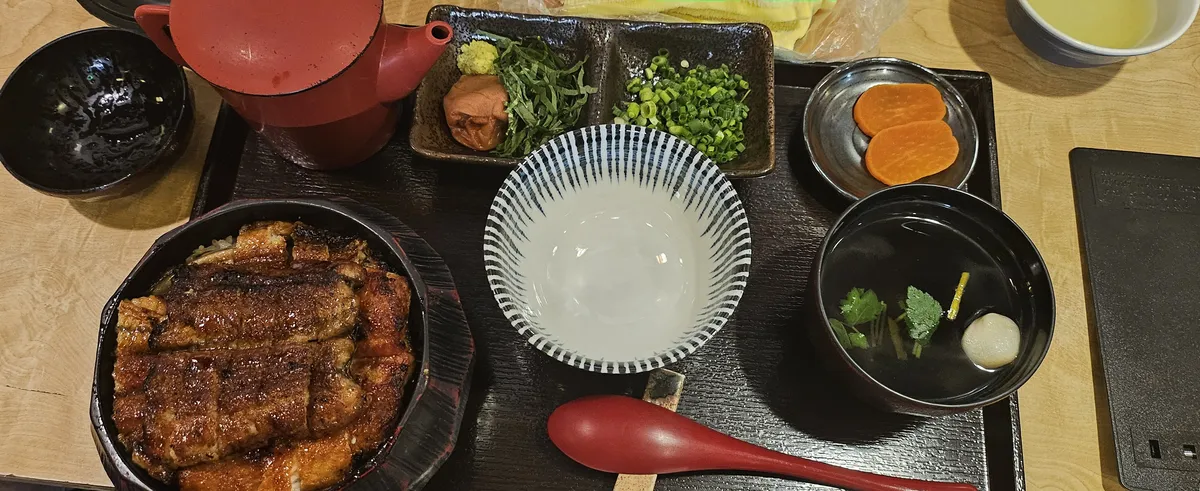 히츠마부시 하나오카 사진